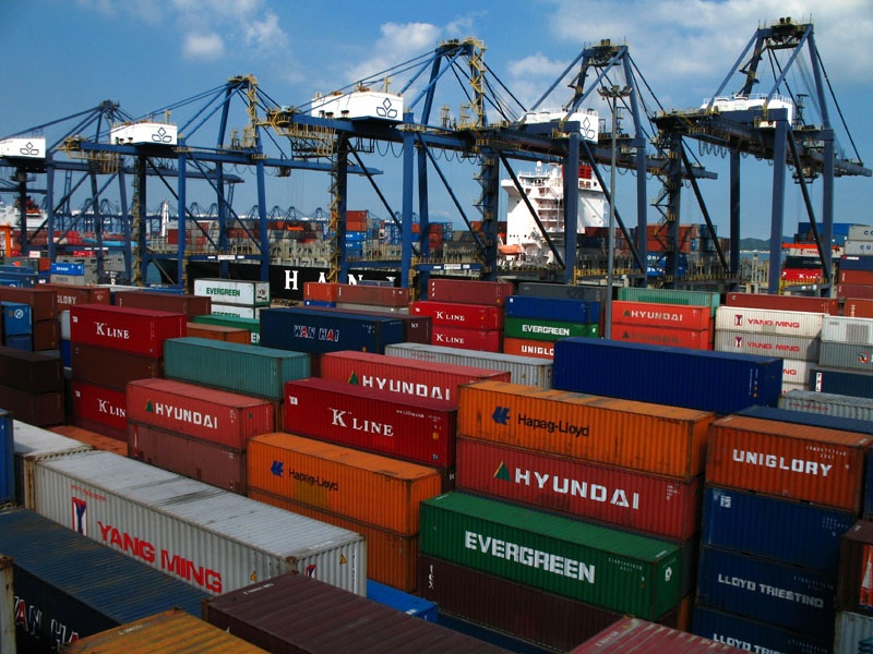 containers_shipping